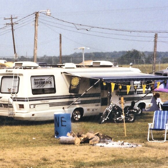 EASYRIDERS ROADBLOCK BANNER 3' X 5' NYLON, NEW - Picture 5 of 5
